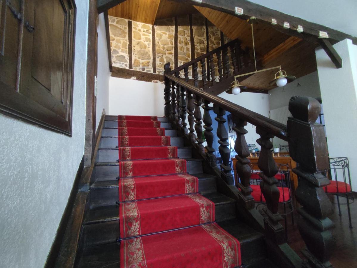 B&B Amphitryon Oloron-Sainte-Marie Esterno foto