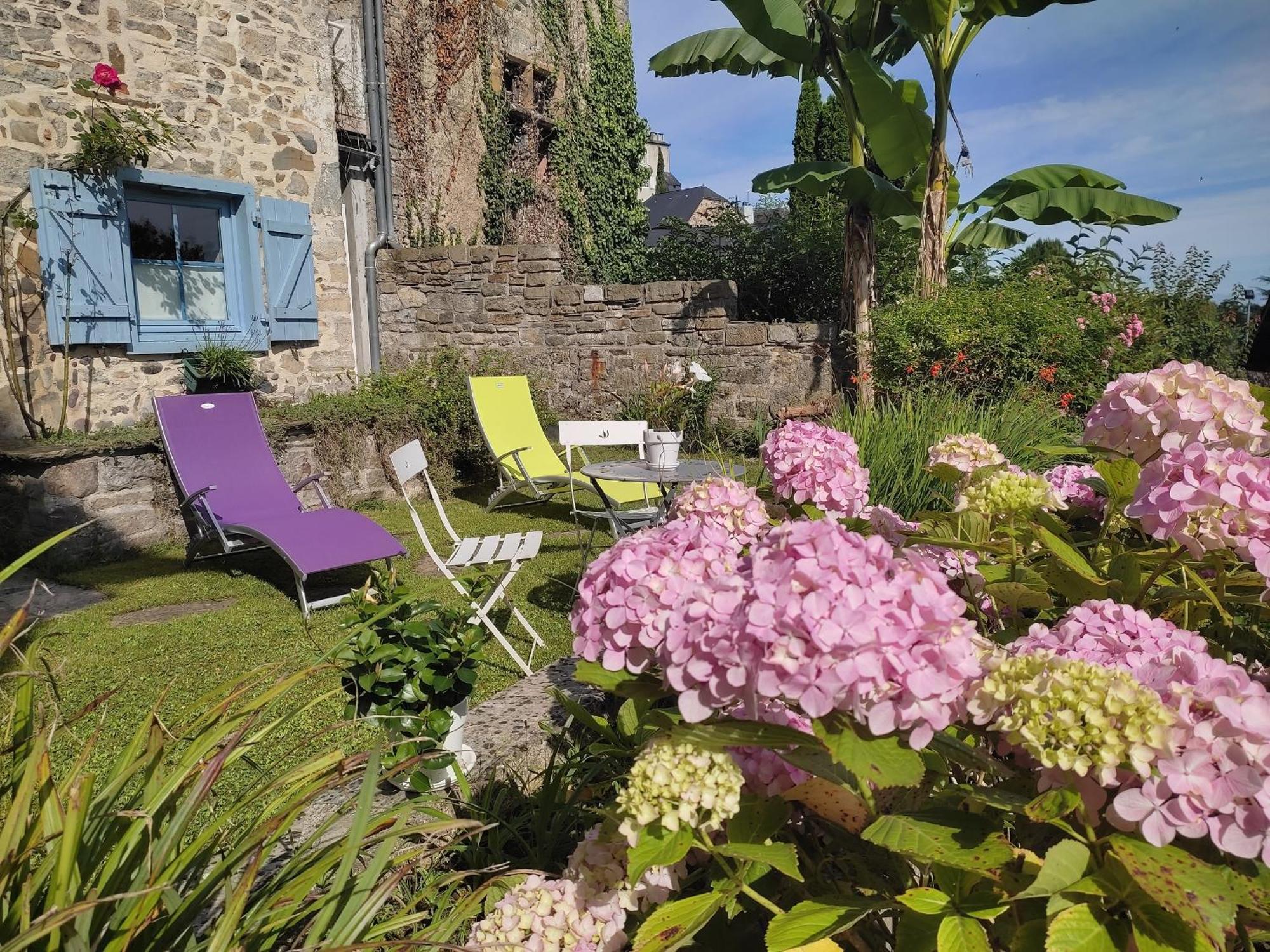 B&B Amphitryon Oloron-Sainte-Marie Esterno foto