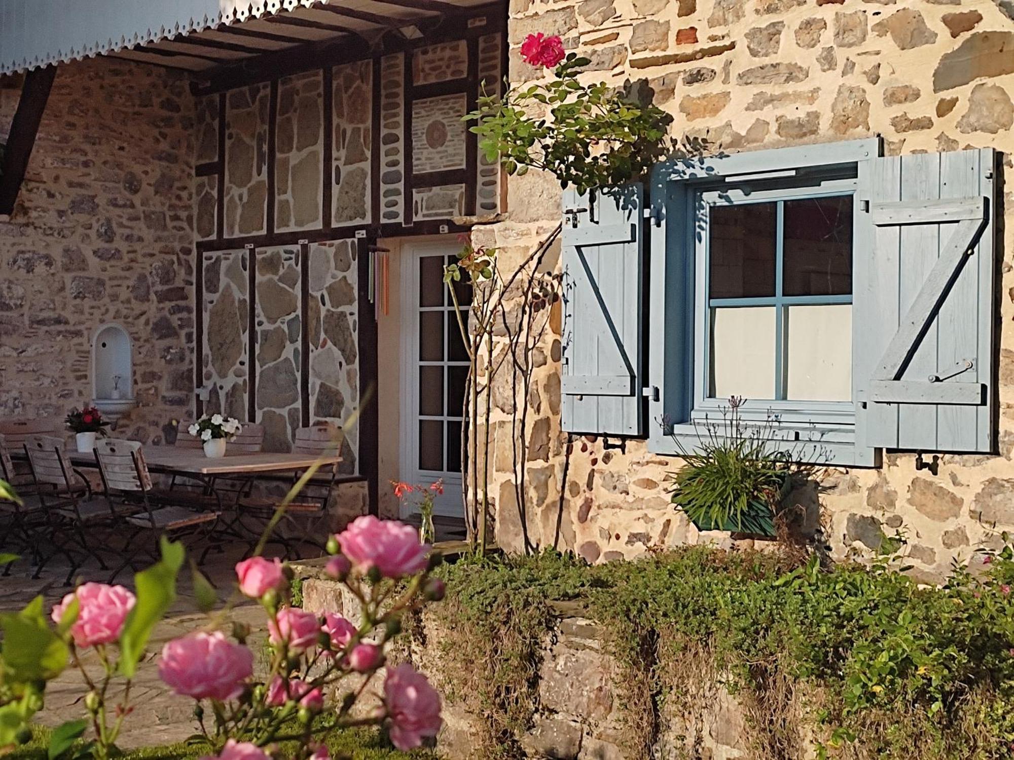 B&B Amphitryon Oloron-Sainte-Marie Esterno foto