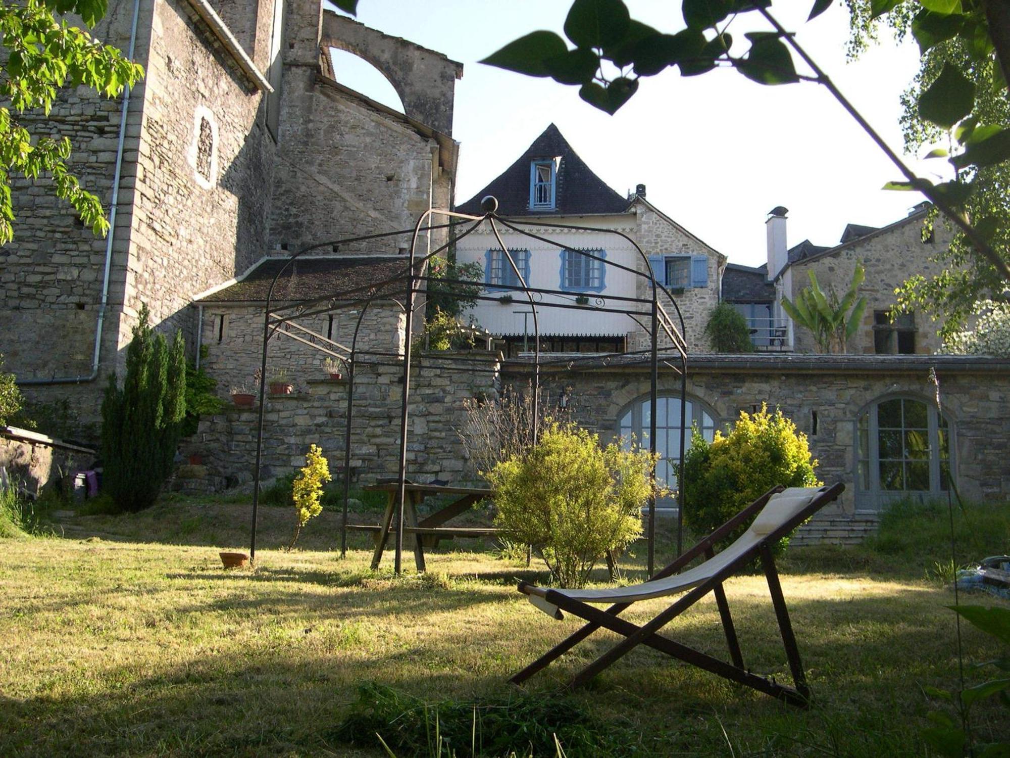 B&B Amphitryon Oloron-Sainte-Marie Esterno foto